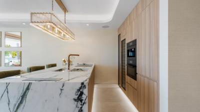 931e693d-0947-4822-bb28-bb552de28b20--1-