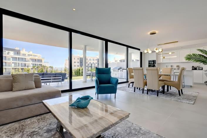 Image No.20-3 Bed Apartment for sale