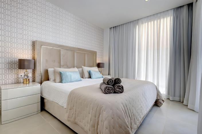 Image No.24-3 Bed Apartment for sale