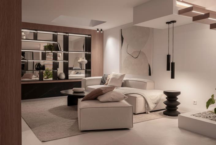 Image No.29-5 Bed Villa for sale