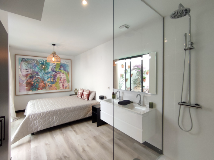 Image No.10-2 Bed Apartment for sale