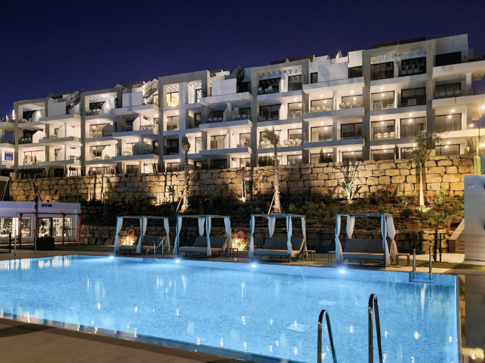 Image No.20-2 Bed Apartment for sale