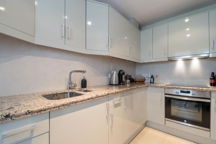 Image No.8-4 Bed Penthouse for sale