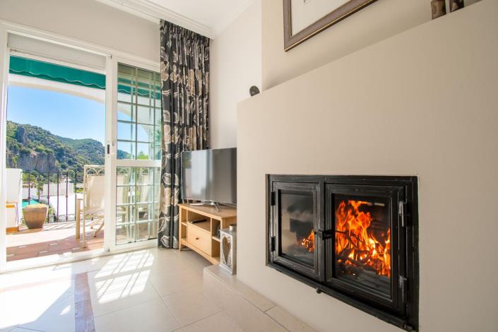 Image No.15-4 Bed Penthouse for sale