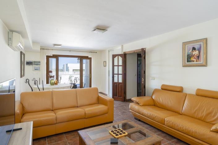 Image No.8-Maison / Villa de 4 chambres à vendre à Estepona