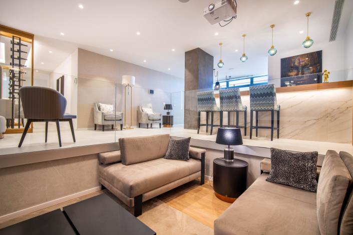 Image No.10-4 Bed Villa for sale