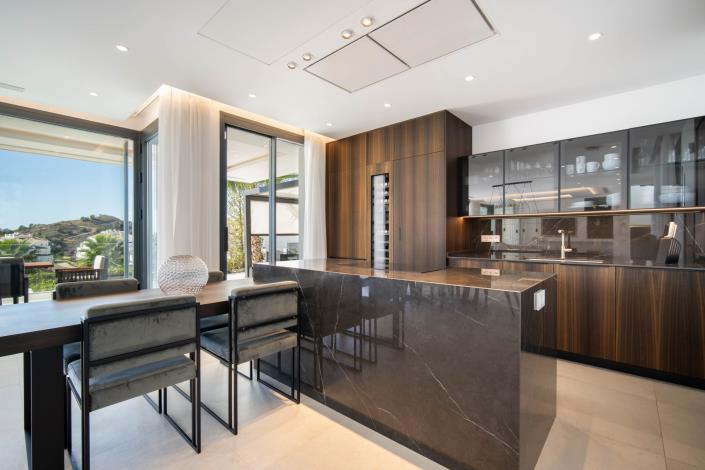 Image No.17-4 Bed Villa for sale