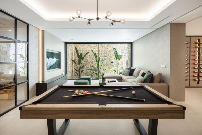 Image No.29-5 Bed Villa / Detached for sale