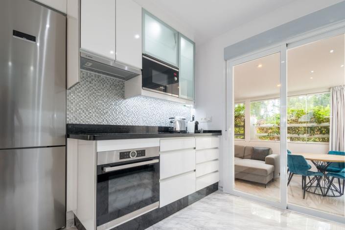 Image No.12-2 Bed Apartment for sale