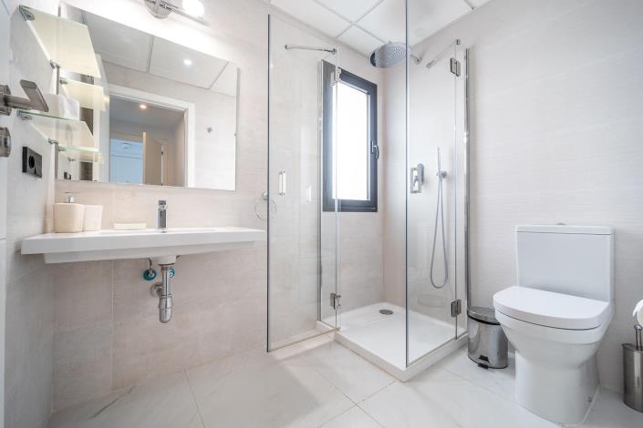 Image No.14-2 Bed Apartment for sale