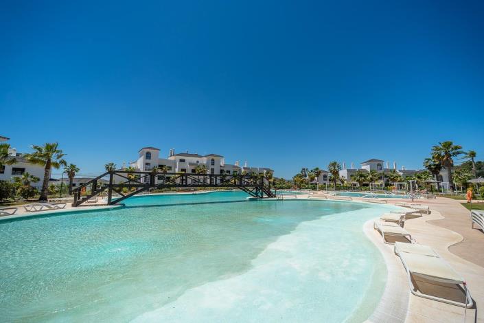 Image No.8-2 Bed Apartment for sale