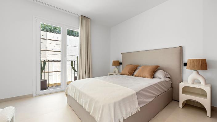 Image No.28-3 Bed Townhouse for sale