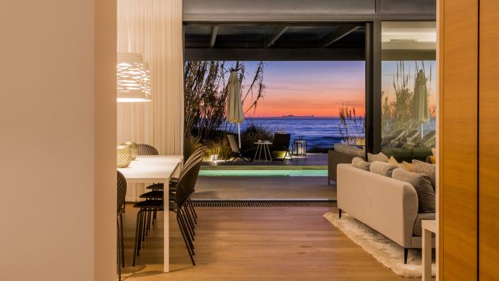 Image No.12-6 Bed Villa for sale