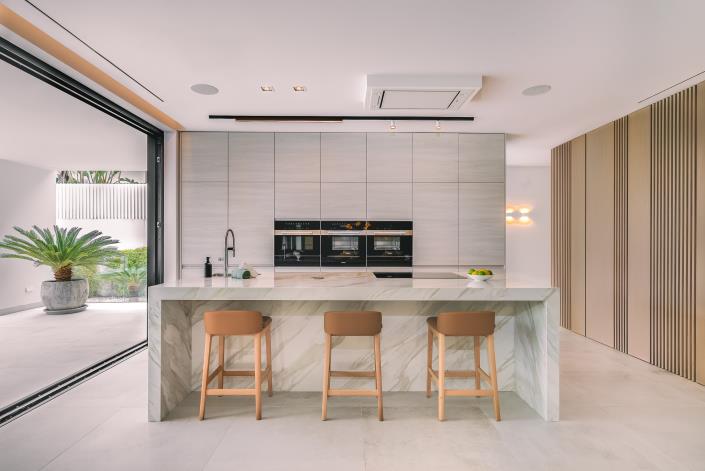 Image No.20-Villa de 5 chambres à vendre à Nueva Andalucia