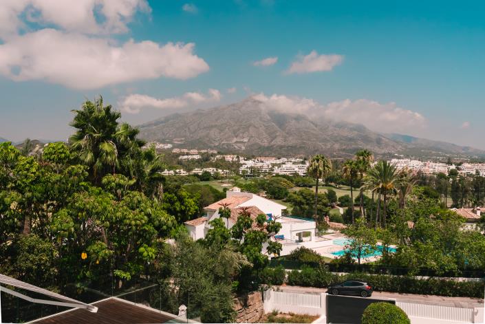 Image No.24-Villa de 5 chambres à vendre à Nueva Andalucia