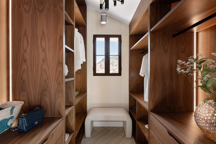 Image No.26-3 Bed Penthouse for sale