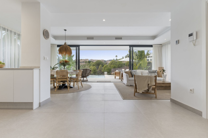 Image No.6-6 Bed Villa / Detached for sale