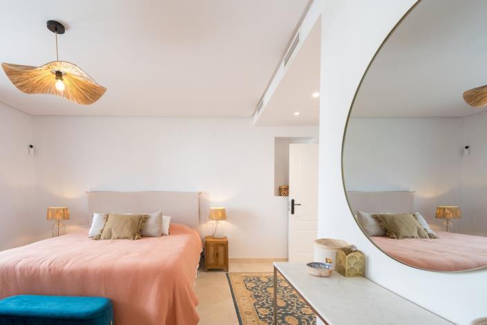 Image No.17-2 Bed Duplex for sale