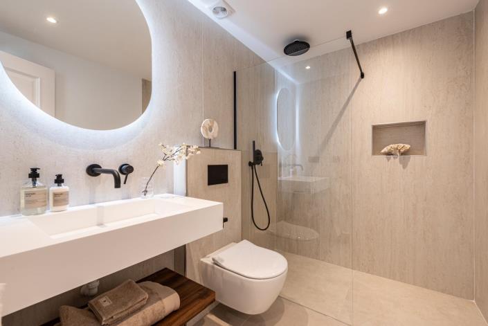 Image No.9-3 Bed Apartment for sale