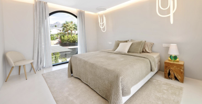 Image No.11-4 Bed Villa / Detached for sale