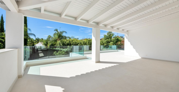 Image No.12-4 Bed Villa / Detached for sale