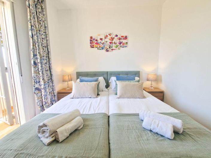 Image No.9-3 Bed Apartment for sale