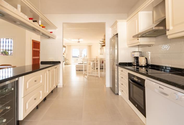 Image No.31-4 Bed House/Villa for sale