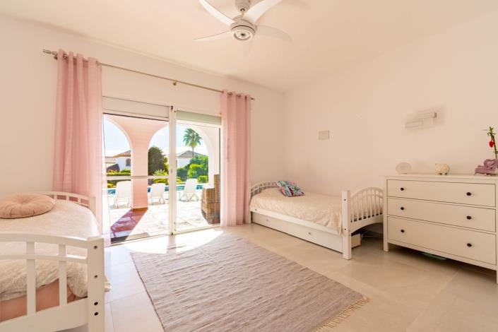 Image No.54-4 Bed House/Villa for sale