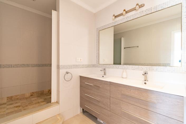 Image No.59-4 Bed House/Villa for sale