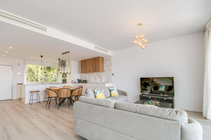 Image No.5-3 Bed Townhouse for sale