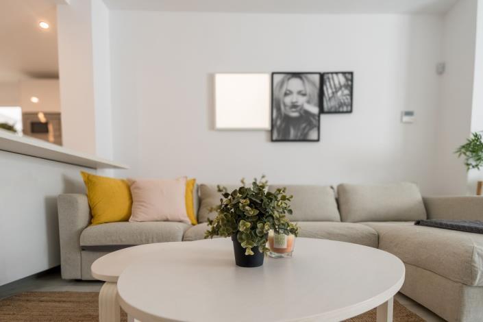 Image No.9-3 Bed Apartment for sale