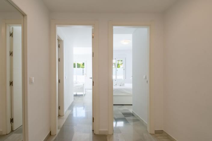 Image No.18-3 Bed Apartment for sale