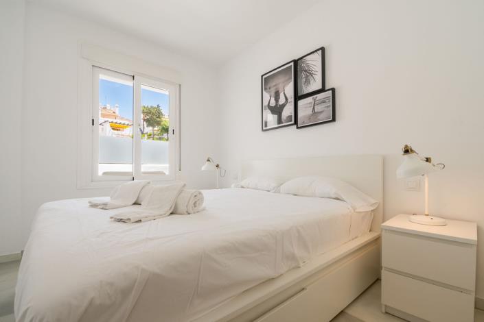 Image No.23-3 Bed Apartment for sale