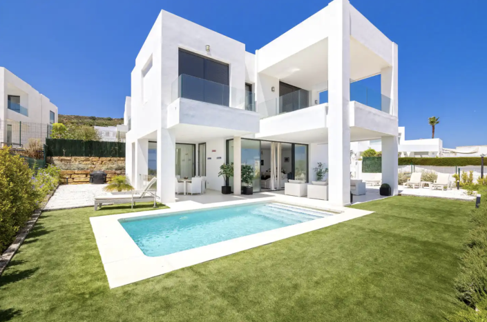 Image No.4-4 Bed Villa / Detached for sale