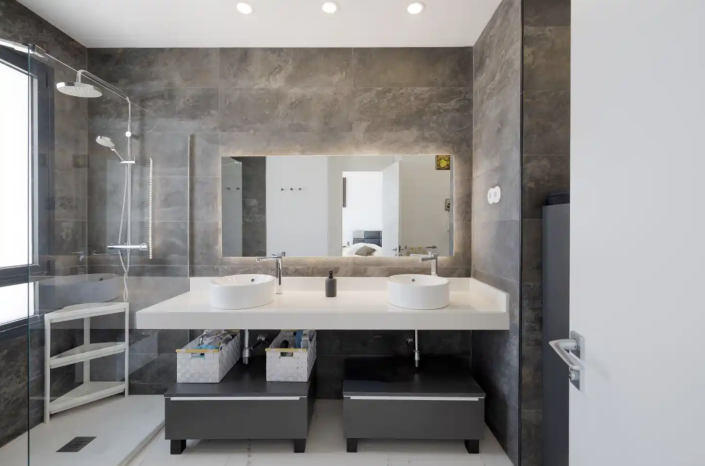 Image No.17-4 Bed Villa / Detached for sale