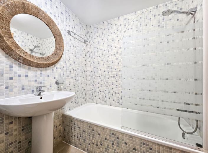 Image No.13-2 Bed Apartment for sale