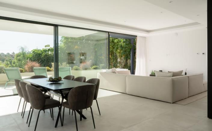 Image No.6-4 Bed Villa for sale