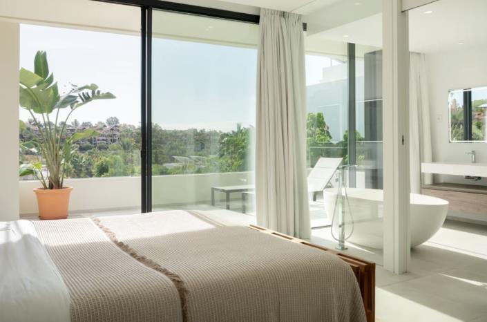 Image No.16-4 Bed Villa for sale