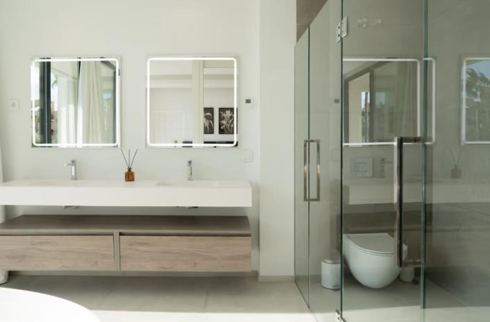 Image No.18-4 Bed Villa for sale