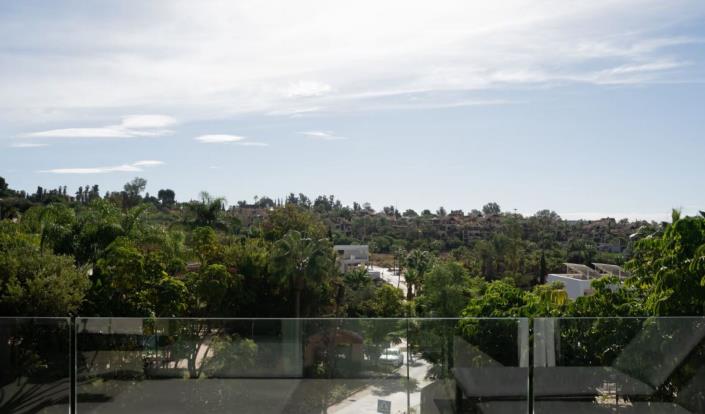 Image No.24-4 Bed Villa for sale