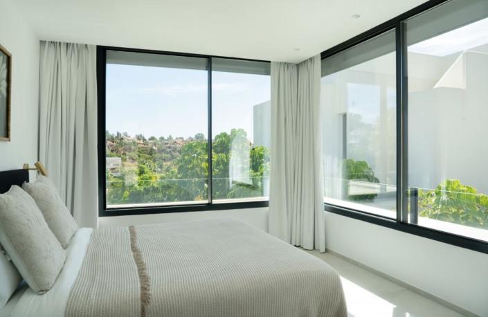 Image No.37-4 Bed Villa for sale