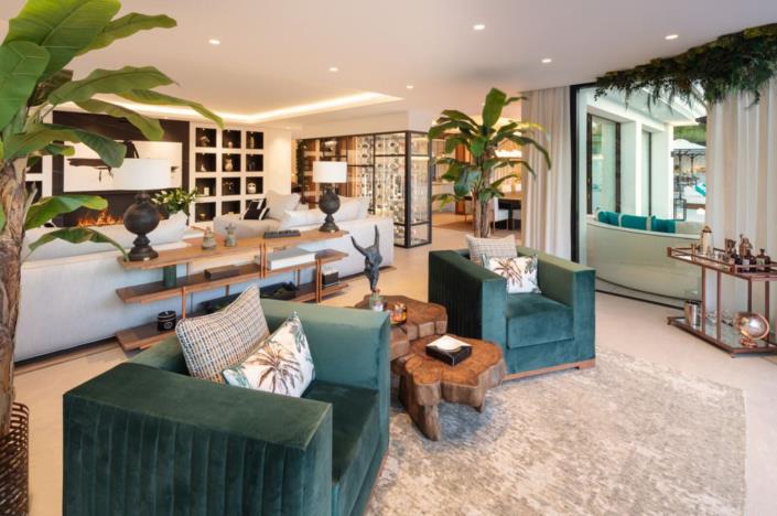 Image No.5-Villa de 5 chambres à vendre à Nueva Andalucia