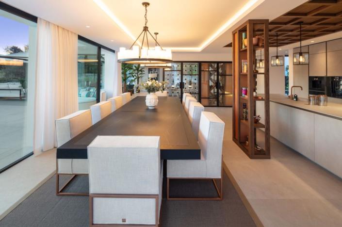 Image No.7-Villa de 5 chambres à vendre à Nueva Andalucia