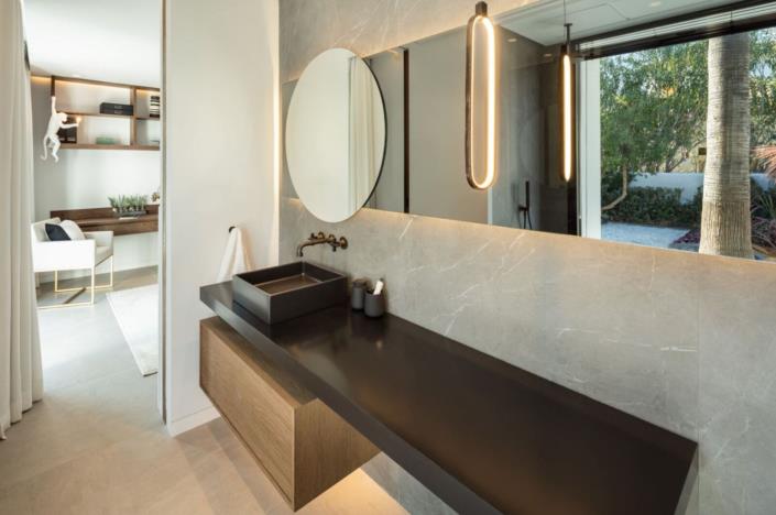 Image No.19-Villa de 5 chambres à vendre à Nueva Andalucia