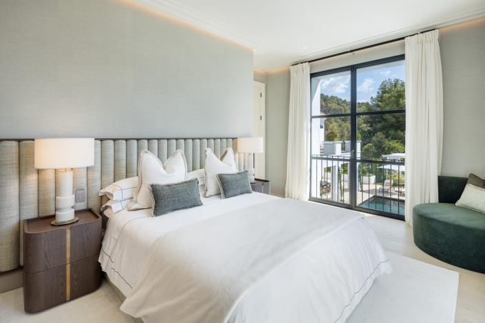 Image No.17-6 Bed Villa for sale