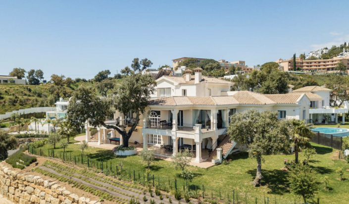 Image No.4-5 Bed Villa / Detached for sale