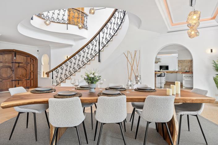 Image No.38-6 Bed Villa for sale