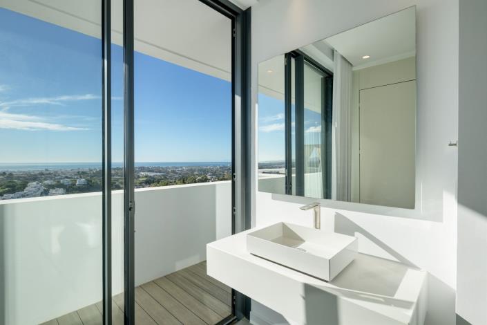 Image No.20-4 Bed Villa for sale