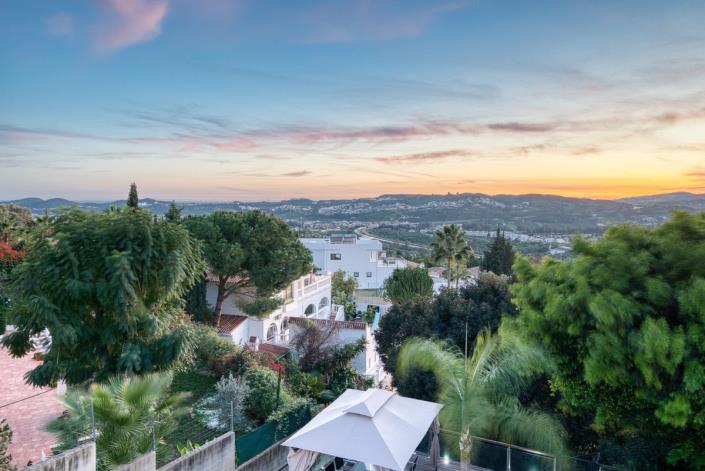 Image No.5-5 Bed Villa for sale