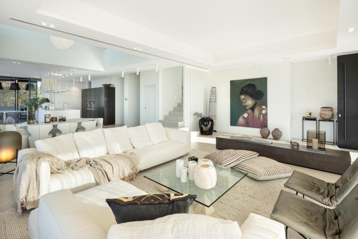 Image No.8-6 Bed Villa for sale